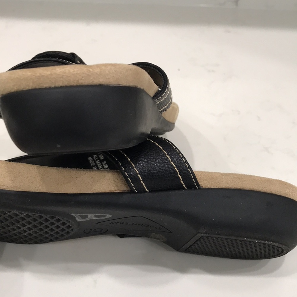 SZ 7.5 ST. JOHNS BAY THONG SANDLES.THEY HAV COMFORT INSOLES WITH RUBBER SOLES 🌴 - Picture 6 of 8